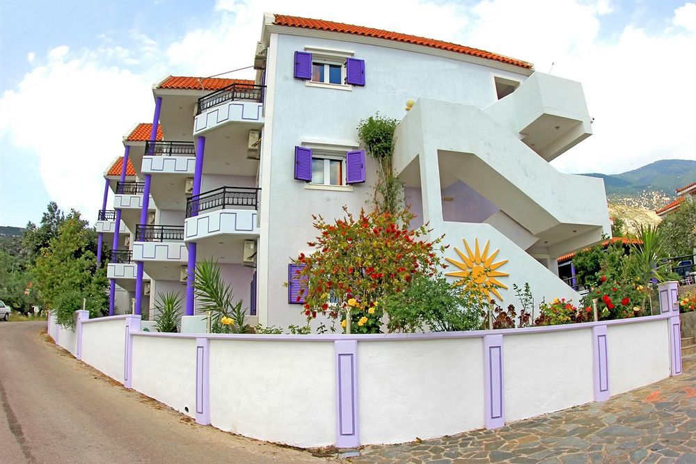 Lygies Apart Hotel Trapezaki  Exterior foto